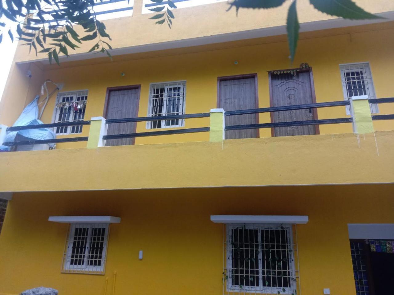 Thendral Hostel Monthly Rental ポンディシェリ エクステリア 写真