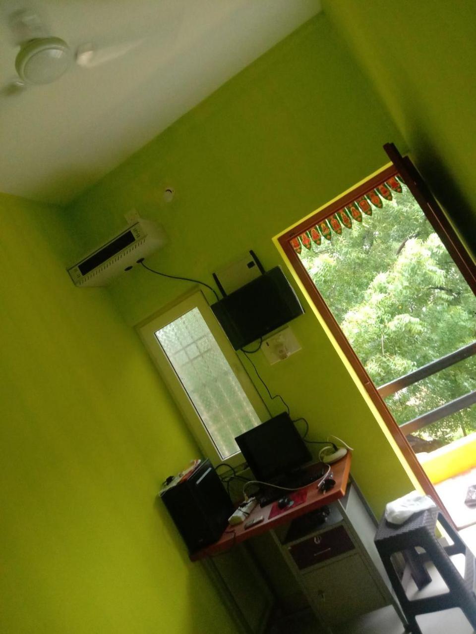 Thendral Hostel Monthly Rental ポンディシェリ エクステリア 写真
